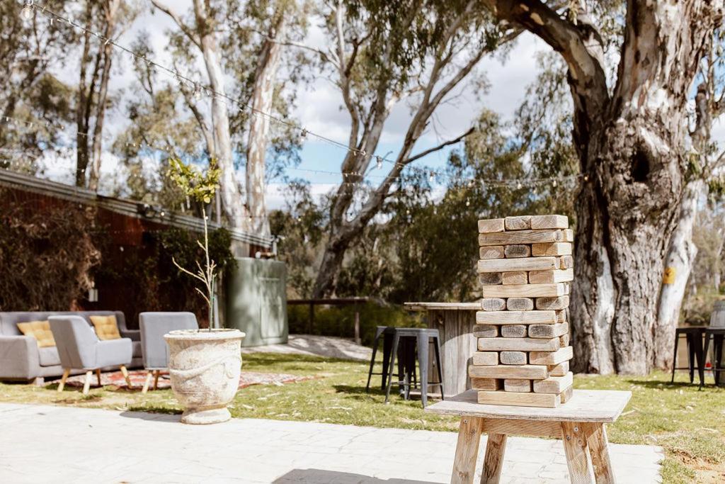 Tindarra Resort Moama Esterno foto