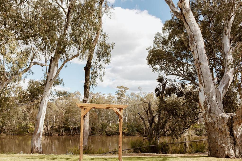 Tindarra Resort Moama Esterno foto