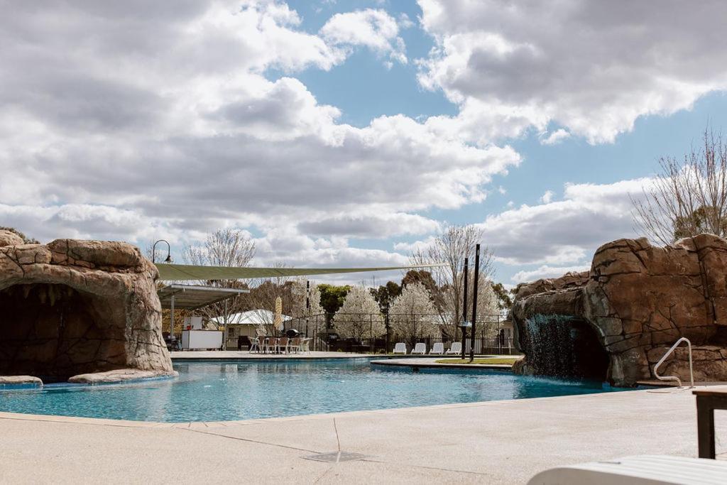 Tindarra Resort Moama Esterno foto