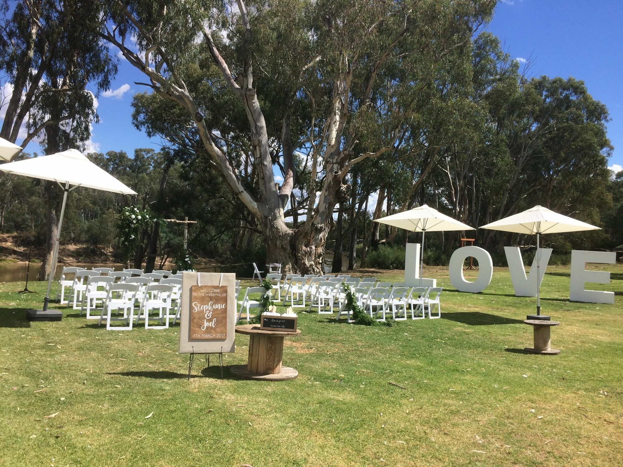 Tindarra Resort Moama Esterno foto
